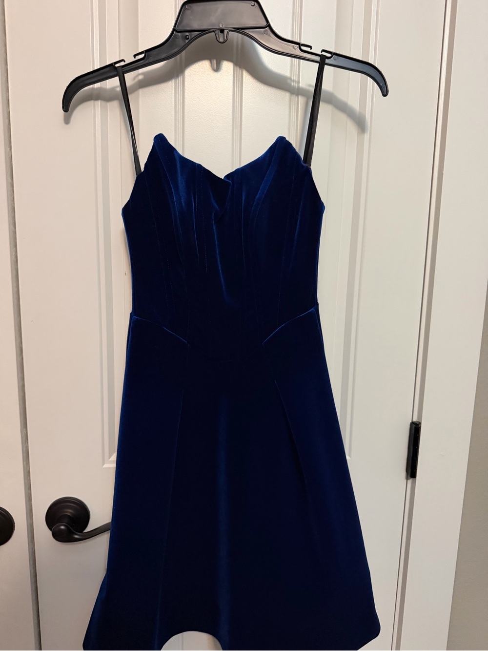 Elegant Navy Velvet A-line strapless dress